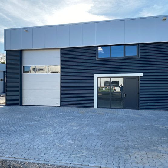 (vanaf begin januari 2026) Te huur Bedrijfsunit (180 m2) Klompenmakersstraat 18a, 8601 WR, Sneek